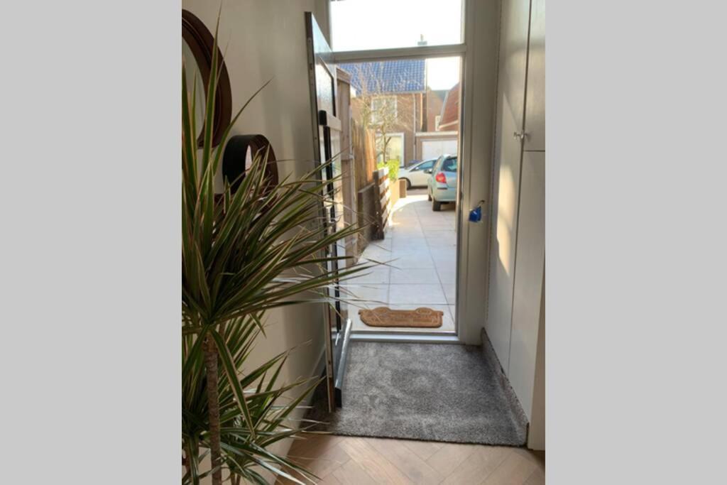 Charming Private Guesthouse Air By The Beach Zandvoort Exterior photo
